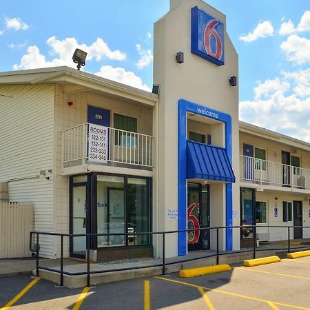 Motel 6 Boston South - Braintree Exterior photo