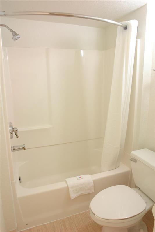 Motel 6 Boston South - Braintree Room photo